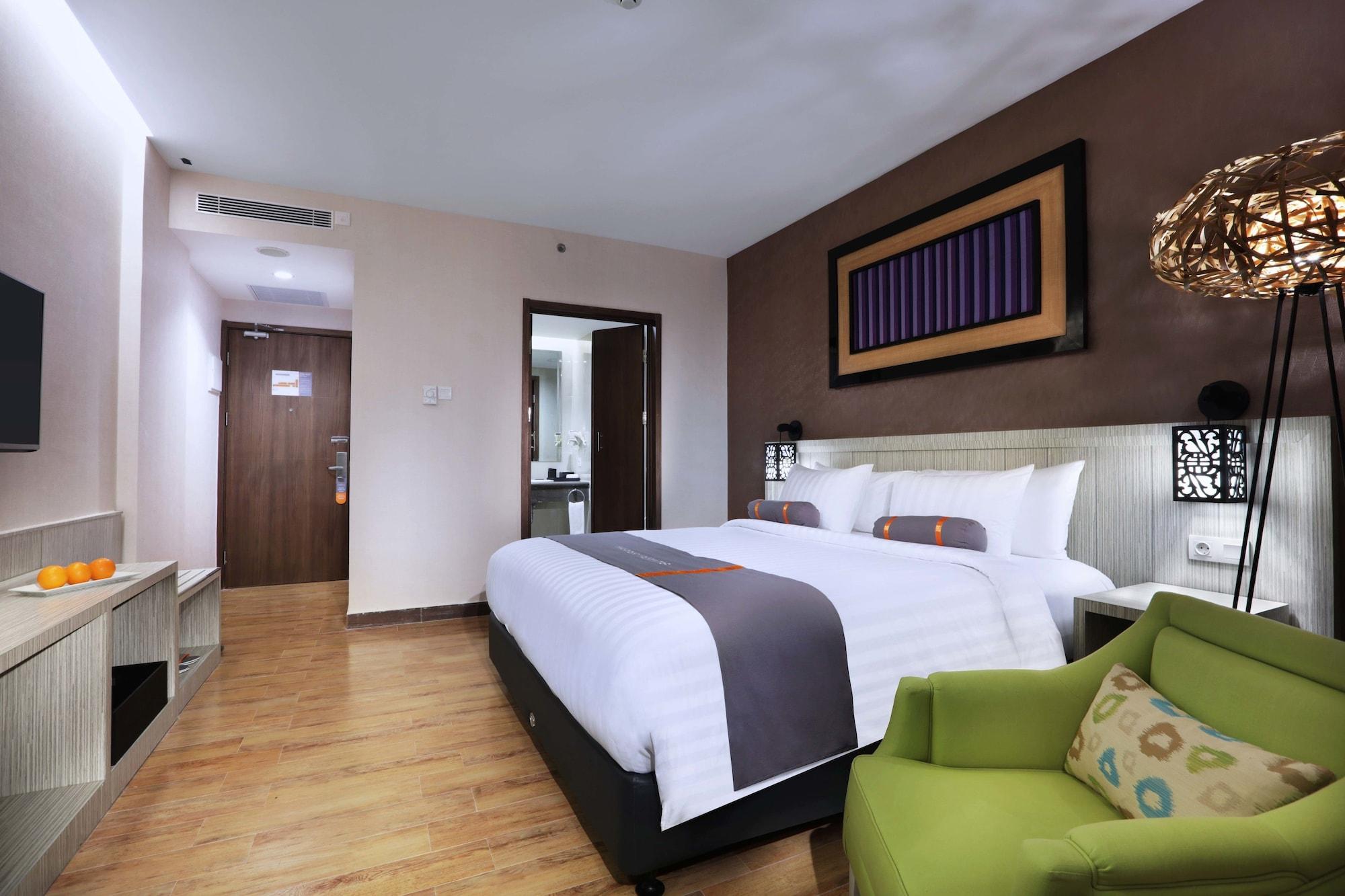 Hotel Harper Perintis By Aston Macasar Exterior foto