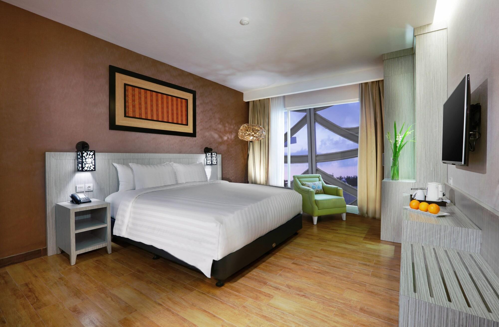Hotel Harper Perintis By Aston Macasar Exterior foto