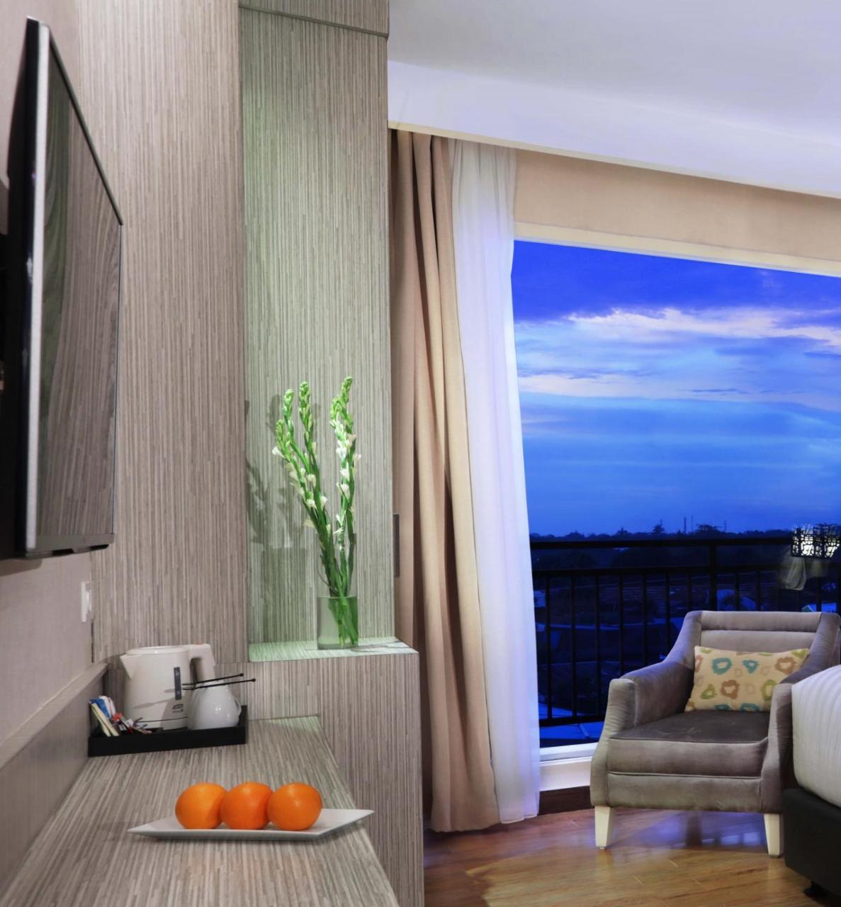 Hotel Harper Perintis By Aston Macasar Exterior foto